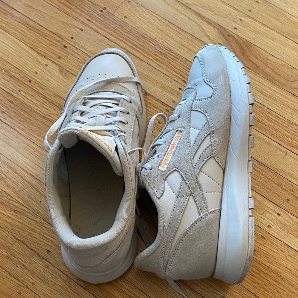 Reebok Beige Sneakers - Picture 2 of 6